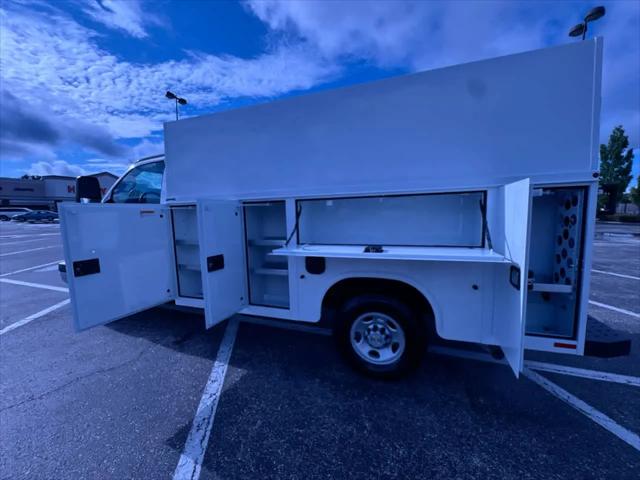 2026 Chevrolet Express Cutaway Work Van