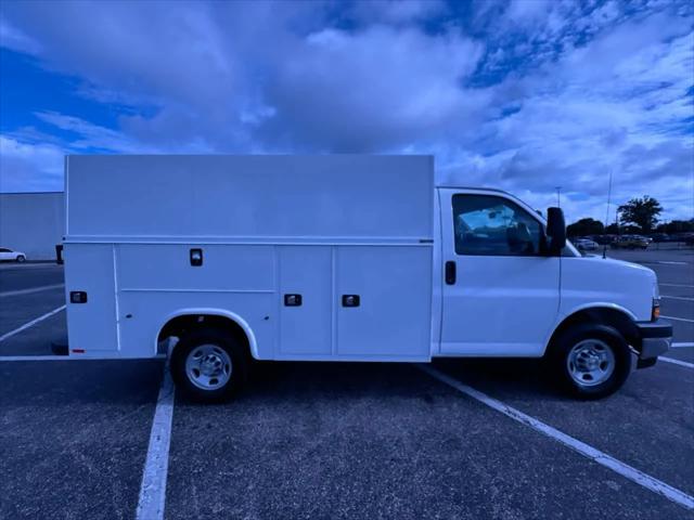 2026 Chevrolet Express Cutaway Work Van