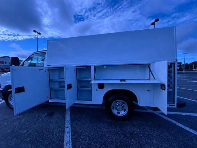 2026 Chevrolet Express Cutaway Work Van
