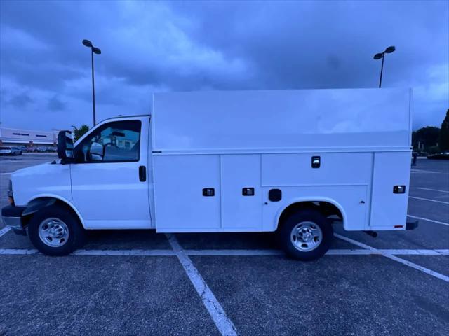 2026 Chevrolet Express Cutaway Work Van