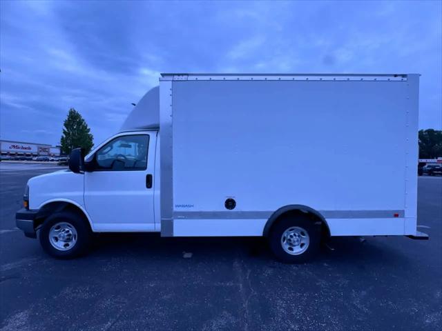 2025 Chevrolet Express Cutaway Work Van