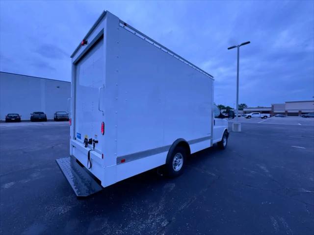 2025 Chevrolet Express Cutaway Work Van
