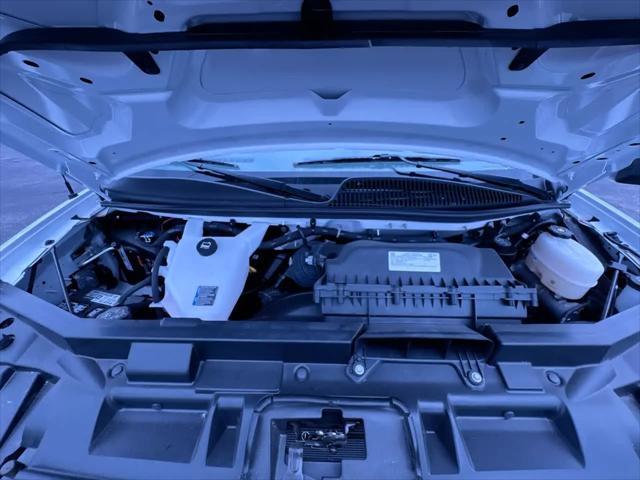 2025 Chevrolet Express Cutaway Work Van