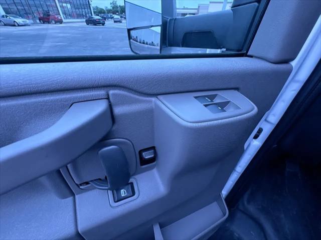 2025 Chevrolet Express Cutaway Work Van
