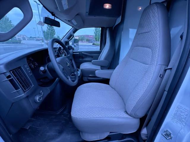 2025 Chevrolet Express Cutaway Work Van
