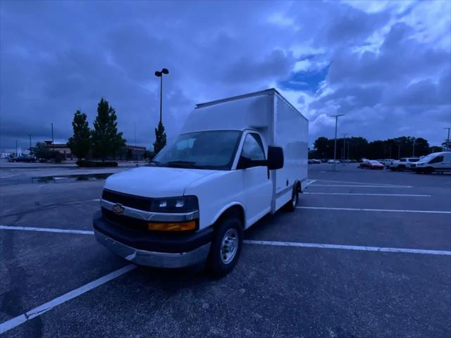 2025 Chevrolet Express Cutaway Work Van