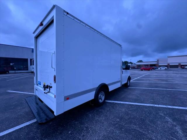2025 Chevrolet Express Cutaway Work Van