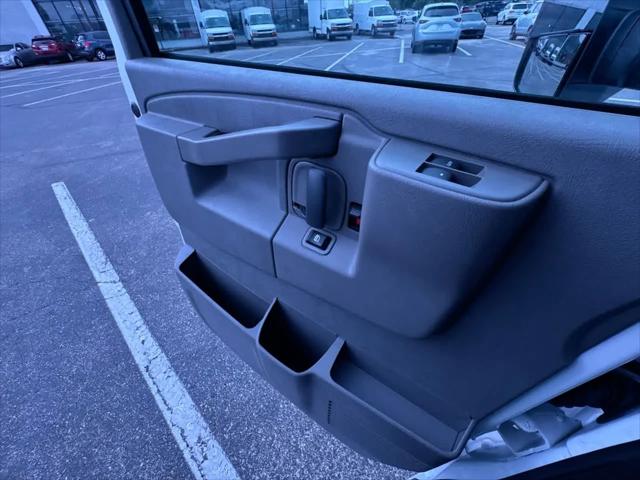 2025 Chevrolet Express Cutaway Work Van