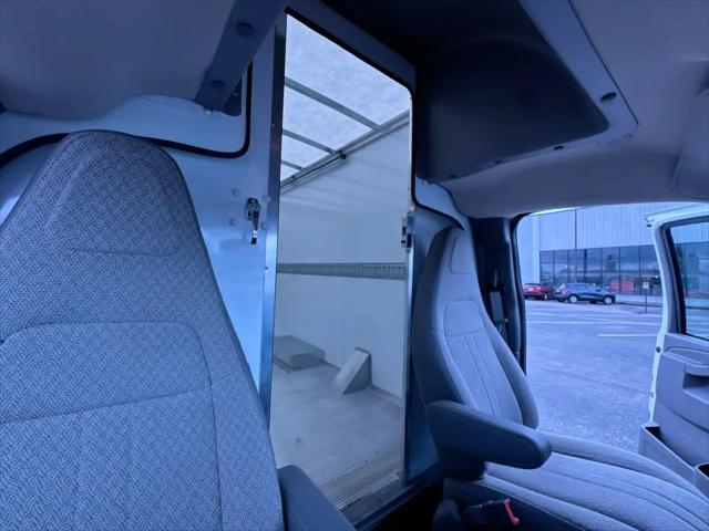 2025 Chevrolet Express Cutaway Work Van
