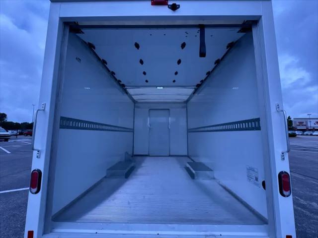2025 Chevrolet Express Cutaway Work Van