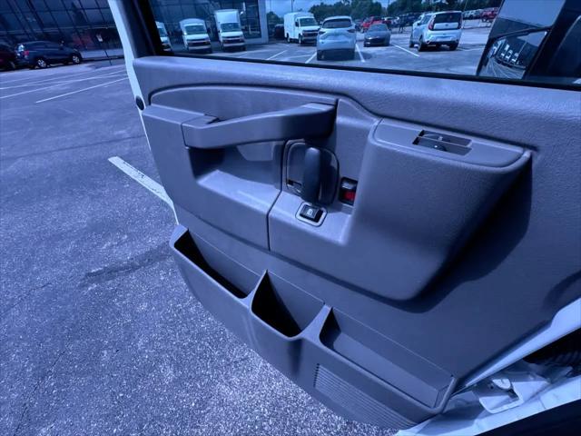 2025 Chevrolet Express Cutaway Work Van