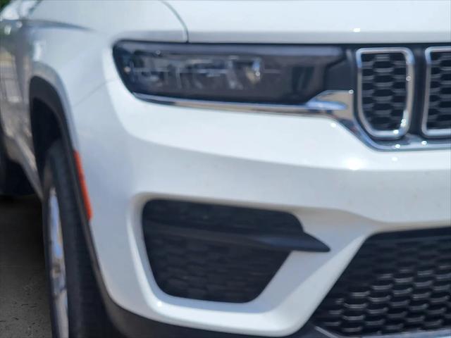 2025 Jeep Grand Cherokee Laredo X 4x4
