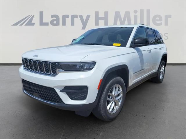 2025 Jeep Grand Cherokee Laredo X 4x4