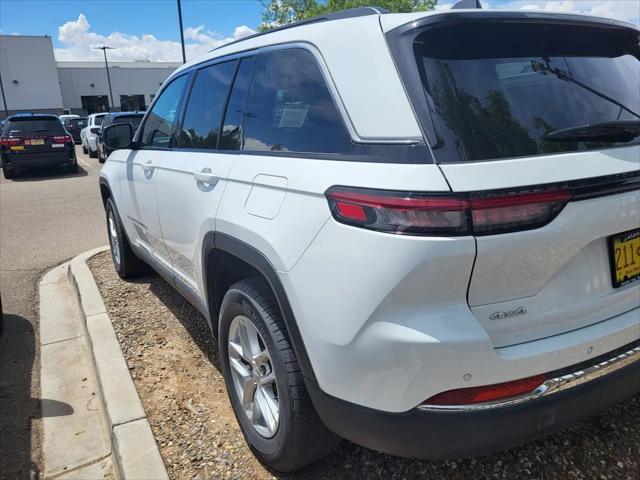 2025 Jeep Grand Cherokee Laredo X 4x4