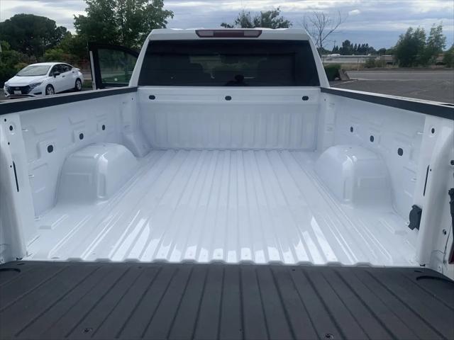 2026 Chevrolet Silverado 1500 4WD Crew Cab Standard Bed LT