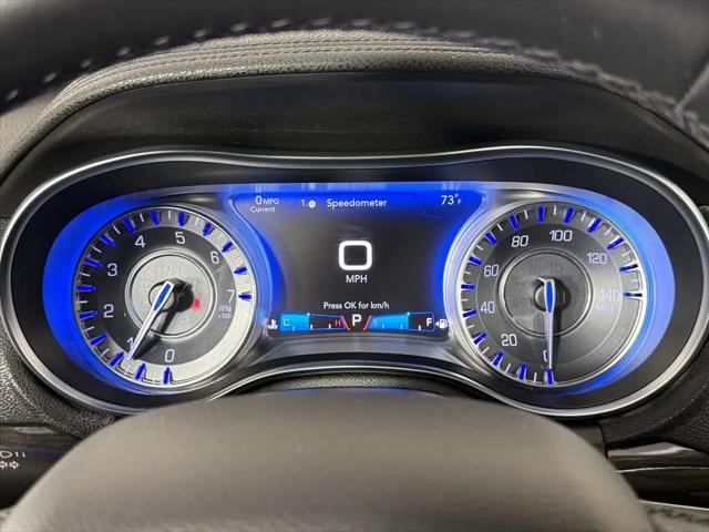 2016 Chrysler 300 Limited