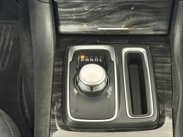 2016 Chrysler 300 Limited