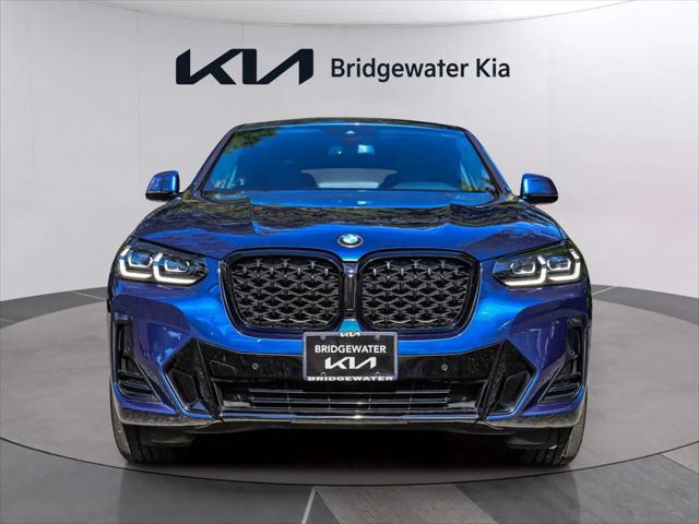 2023 BMW X4 xDrive30i