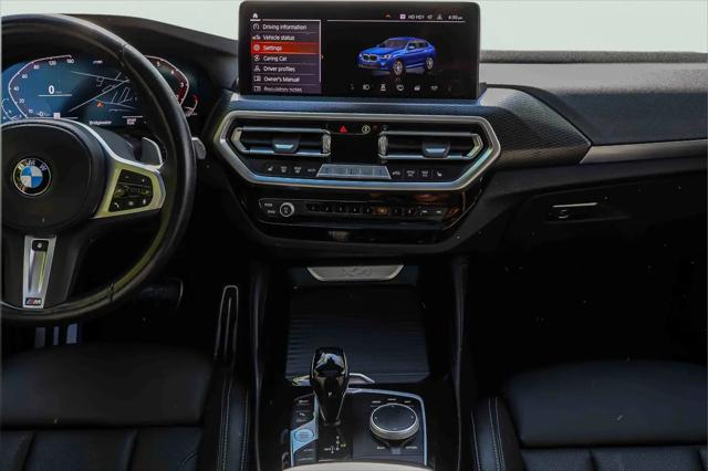 2023 BMW X4 xDrive30i