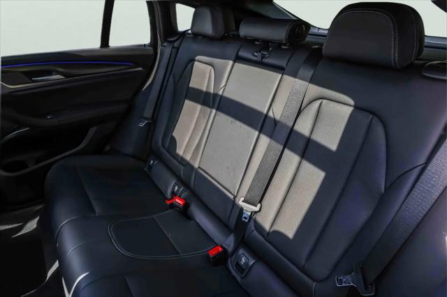 2023 BMW X4 xDrive30i