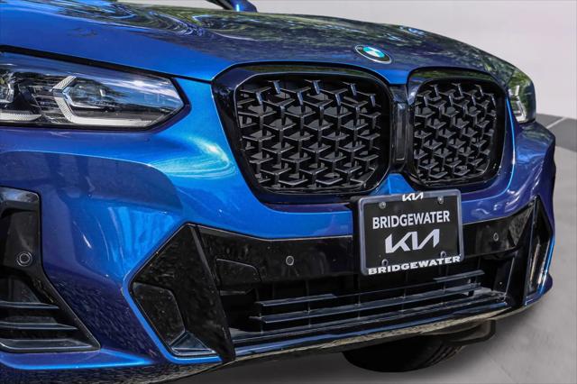 2023 BMW X4 xDrive30i