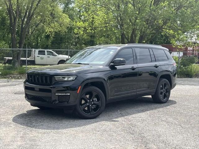 2023 Jeep Grand Cherokee L Limited 4x4 for sale in Valparaiso, IN