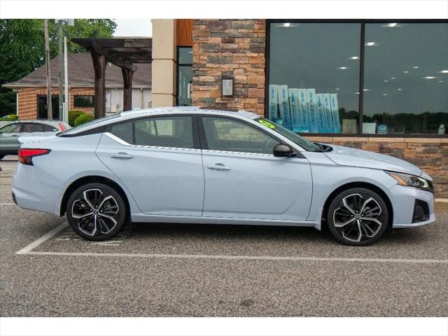 2023 Nissan Altima SR Intelligent AWD for sale in Dover, PA