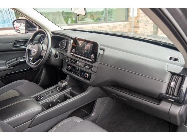 2023 Nissan Pathfinder S 4WD