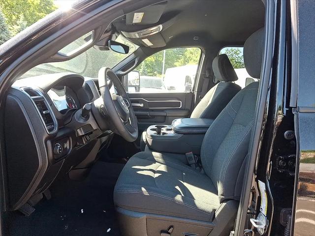 2025 Ram 2500 Big Horn Crew Cab 4x4 6'4" Box