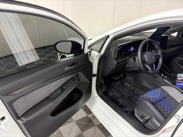 2025 Volkswagen Golf R 2.0T Black Edition