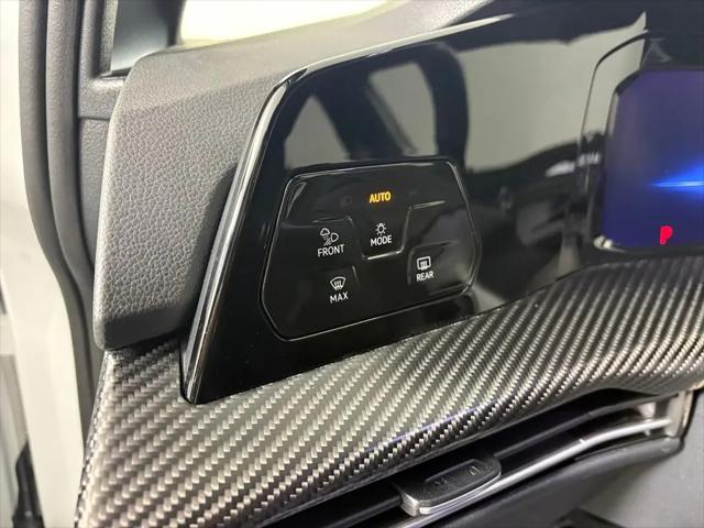 2025 Volkswagen Golf R 2.0T Black Edition