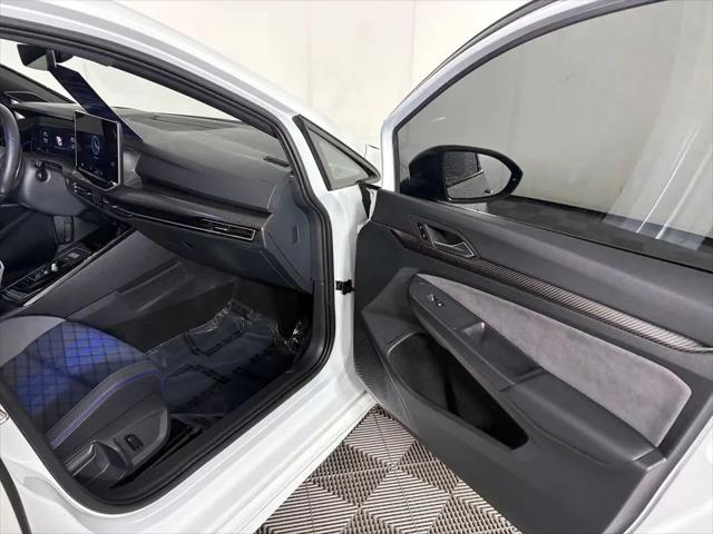 2025 Volkswagen Golf R 2.0T Black Edition
