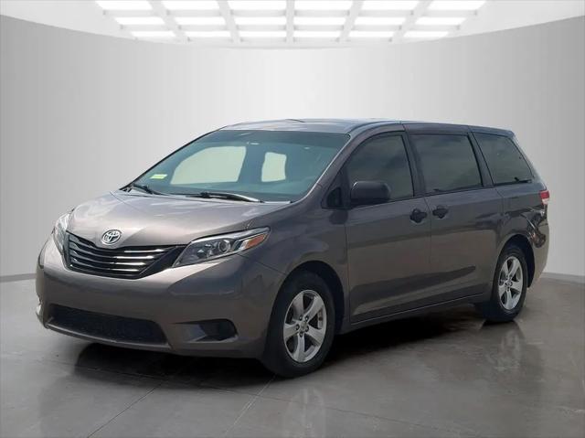 2014 Toyota Sienna L V6 7 Passenger