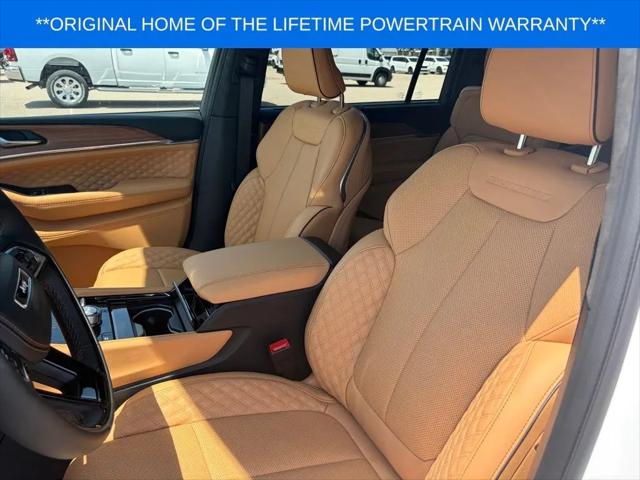 2026 Jeep Grand Cherokee L Summit 4x4