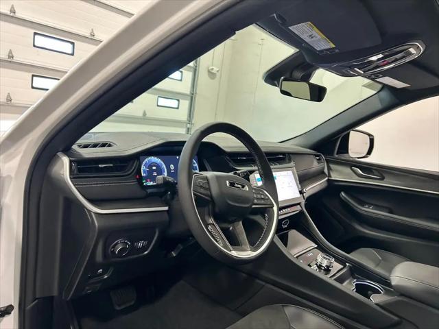 2026 Jeep Grand Cherokee Altitude 4x4