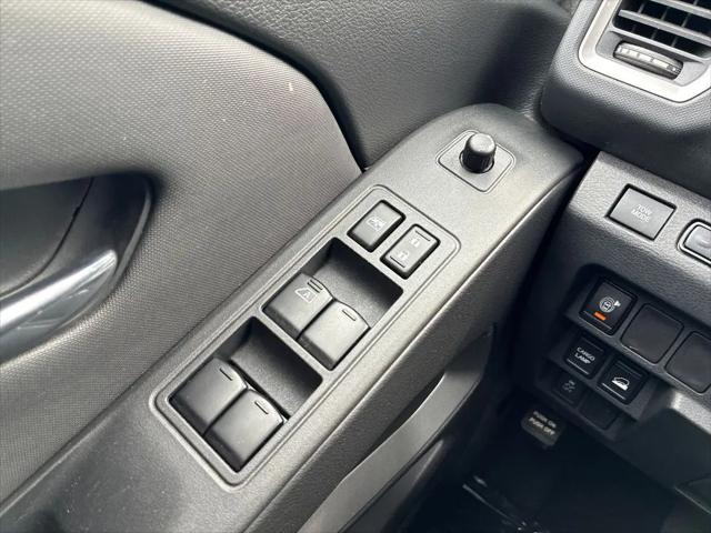 2022 Nissan Frontier Crew Cab SV 4x4