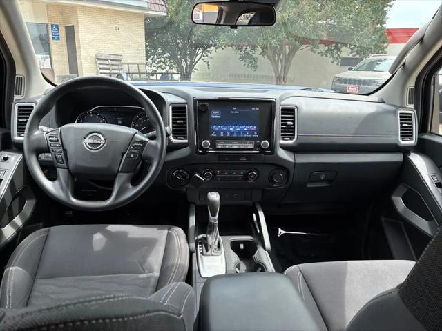 2022 Nissan Frontier Crew Cab SV 4x4