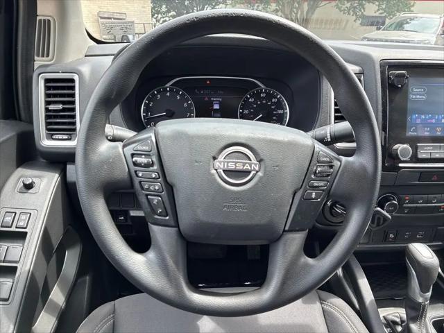 2022 Nissan Frontier Crew Cab SV 4x4
