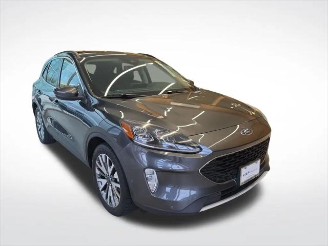2020 Ford Escape Titanium Hybrid