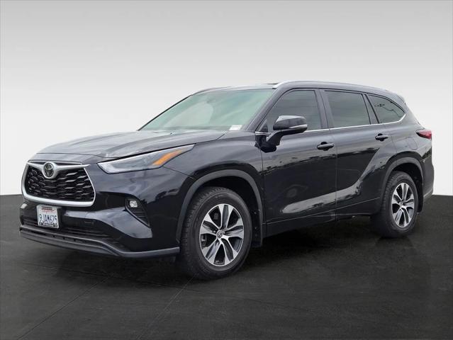 2024 Toyota Highlander XLE