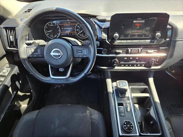 2022 Nissan Pathfinder SV 4WD