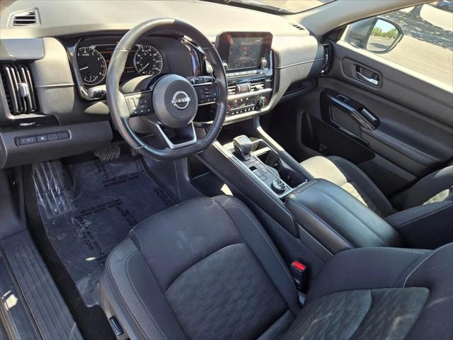 2022 Nissan Pathfinder SV 4WD