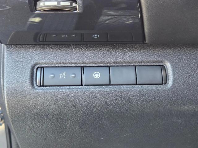 2022 Nissan Pathfinder SV 4WD