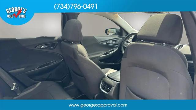 2022 Chevrolet Malibu FWD LT