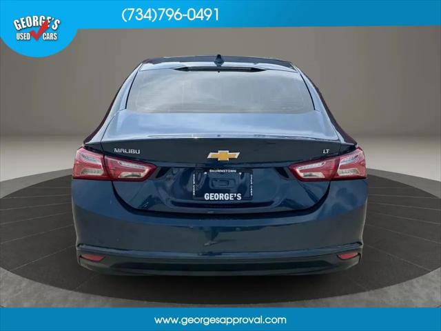 2022 Chevrolet Malibu FWD LT