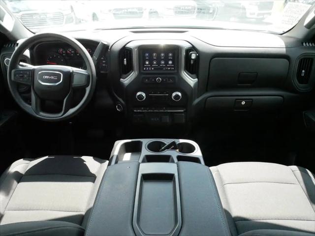 2024 GMC Sierra 2500HD 4WD Crew Cab Standard Bed Pro