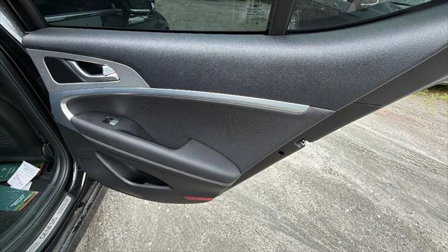 2023 Genesis G70 3.3T RWD