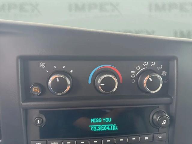 2025 Chevrolet Express Passenger RWD 3500 Extended Wheelbase LT