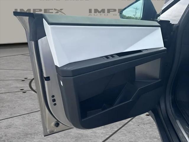 2024 Tesla Cybertruck Cyberbeast