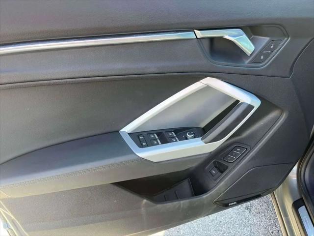 2022 Audi Q3 Premium Plus 45 TFSI S line quattro Tiptronic